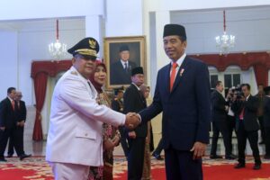 gubernur-riau