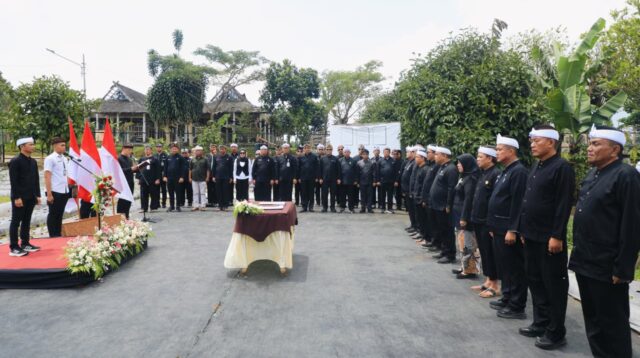 Pelantikan di Kebun Istimewa