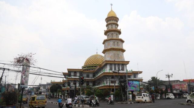 Masjid Agung Al-Ikhlas