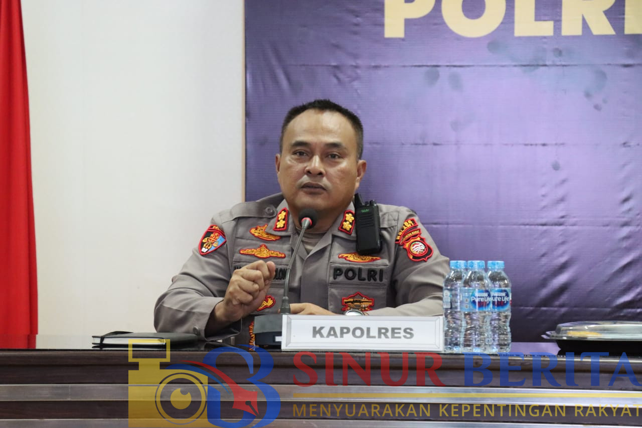 Kapolres Melawi, AKBP Harris Batara Simbolon