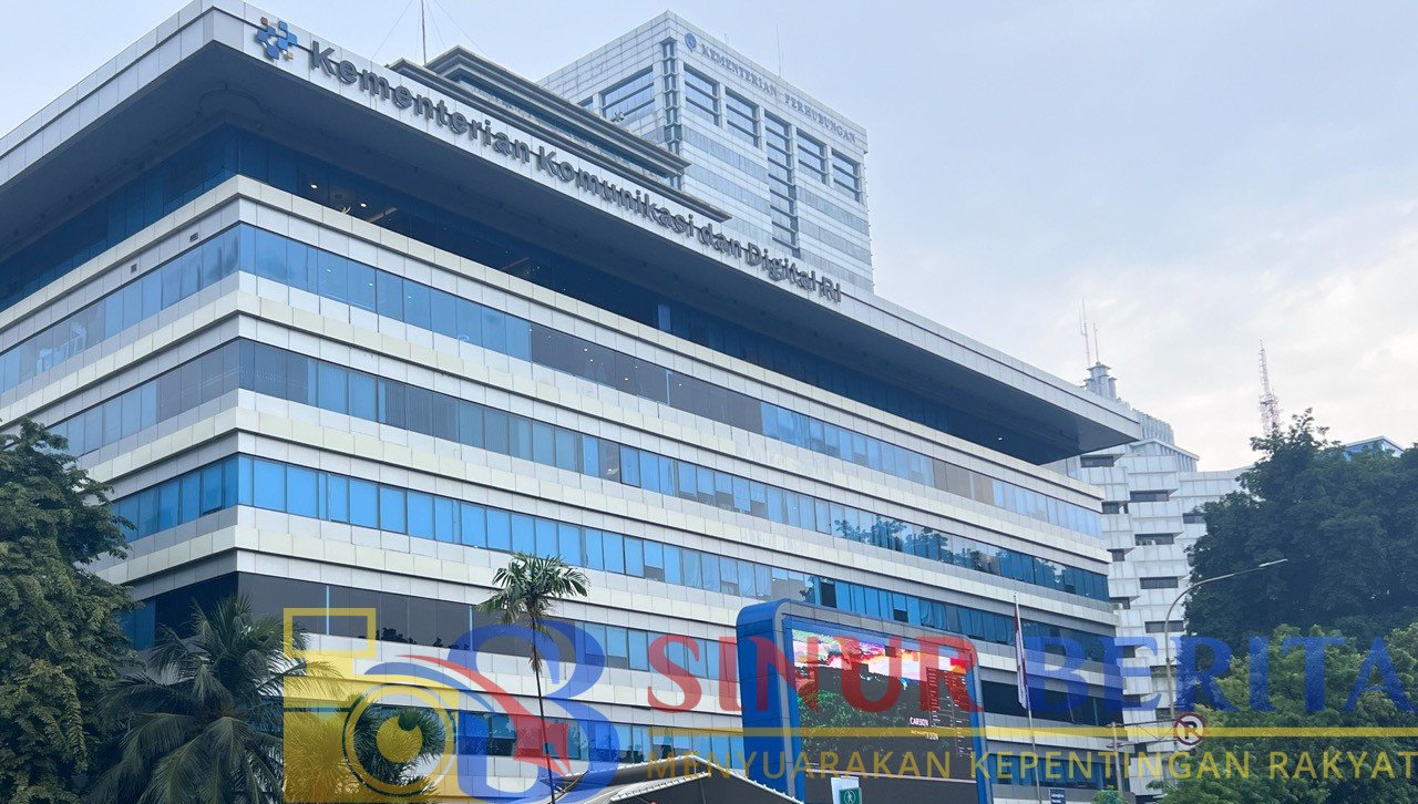 1760930277-Komdigi_kemenkomdigi