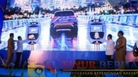 Walikota Pekanbaru Agung Nugroho didampingi Wawako Pekanbaru Markarius Anwar dan Kepala DPMPTSP Pekanbaru Zaki Helmi saat meluncurkan MPP Mini, di kediaman Dinas Walikota Pekanbaru