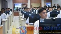 Kanwil Kemenkum Riau mengawal SKD Calon Taruna POLTEKPIN 2026 hari kedua di BKN Pekanbaru. Lima peserta hadir, satu gugur karena tidak hadir.