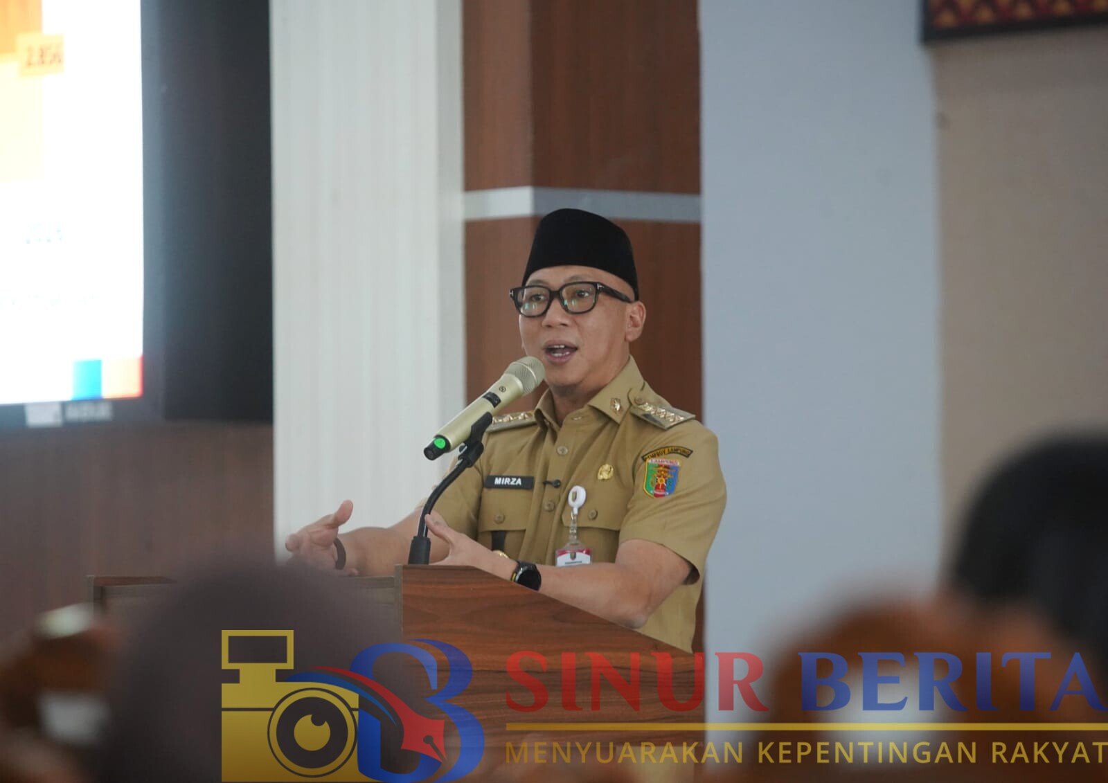 Gubernur Lampung Rahmat Mirzani Djausal