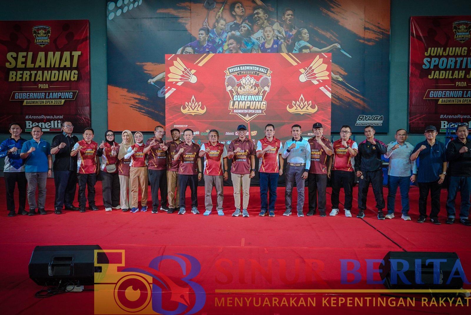 Gubernur Lampung Rahmat Mirzani Djausal membuka Badminton Open 2026 di Lampung Selatan. Sebanyak 665 peserta mengikuti kompetisi 15 kategori.