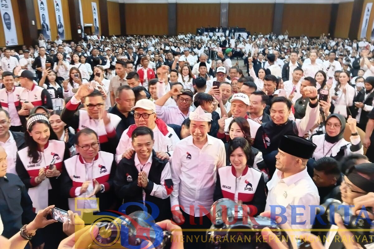 Joko Widodo hadiri Rakorda PSI Kota Bandung.
