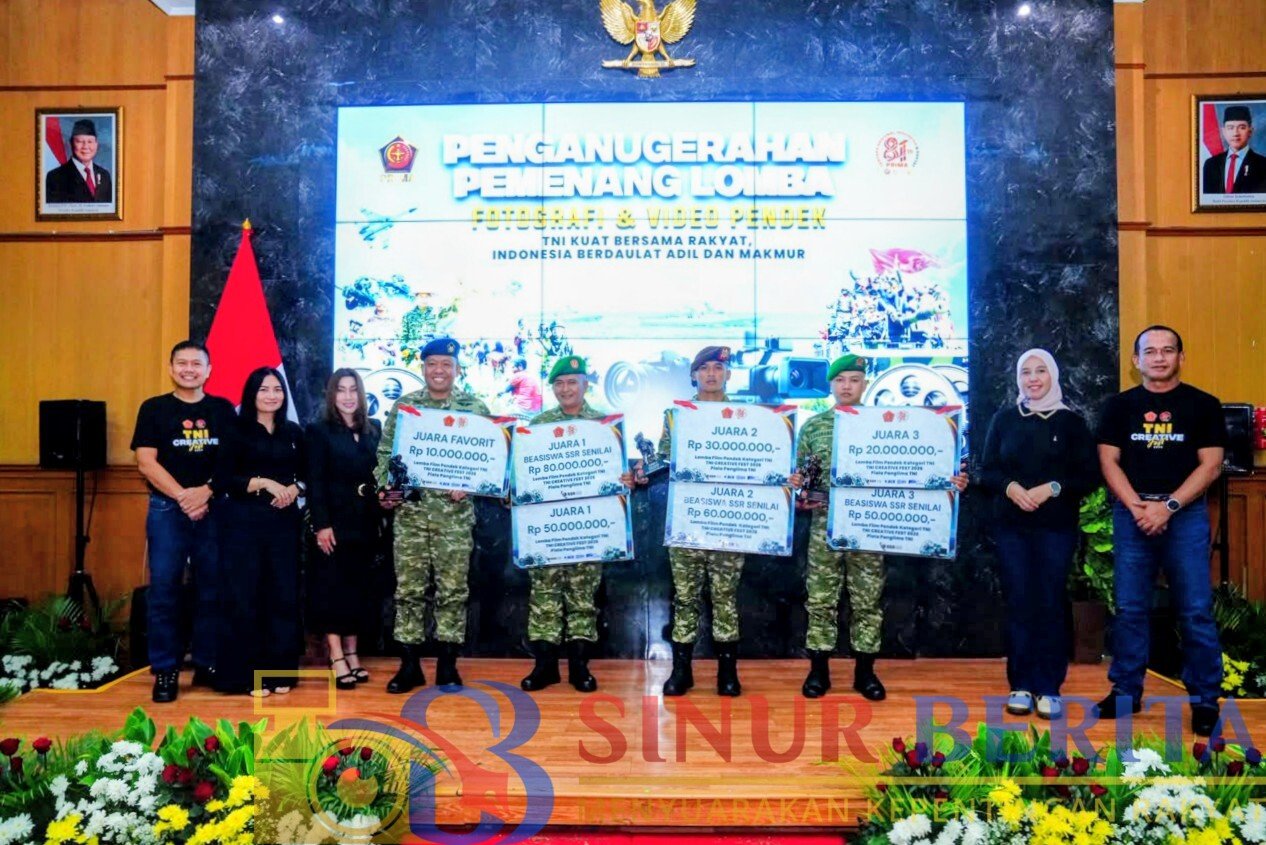 Para pemenang Lomba Fotografi dan Video Pendek dalam rangka menyambut Hari Ulang Tahun (HUT) ke-81 TNI Tahun 2026.