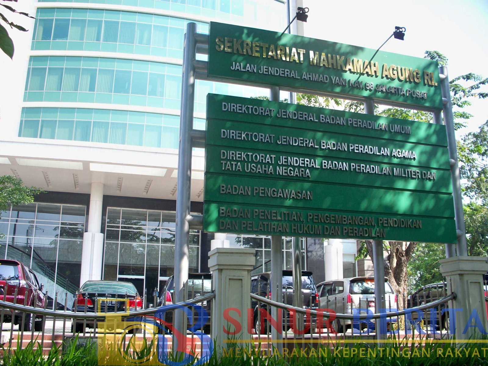 Kantor Sekretariat Mahkamah Agung.