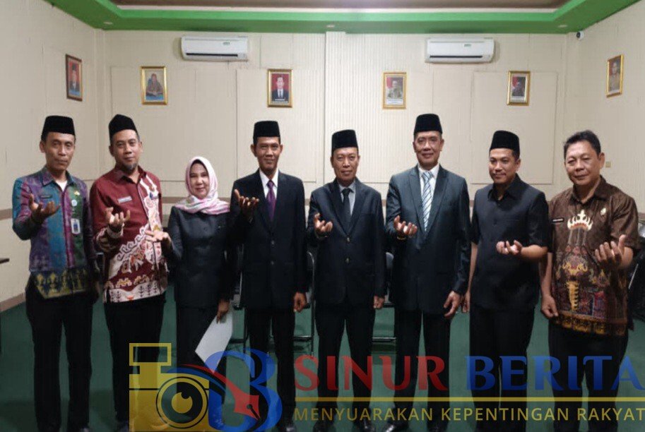 Sekda Lampung Timur melantik Abdul Haris dan Hendro Susilo sebagai pejabat administrator untuk memperkuat kinerja ASN dan pelayanan publik.