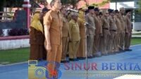 Kaban Kesbangpol Tapteng Budi Joniar menekankan disiplin ASN, pelayanan publik, percepatan serapan anggaran, PAD, serta kewaspadaan bencana saat apel gabungan.