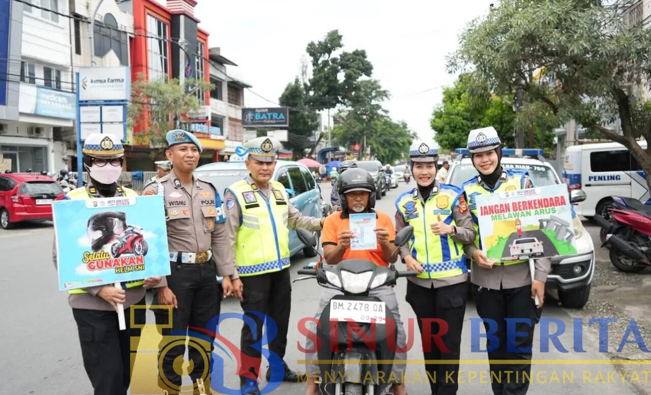 Polda Riau gencar melakukan edukasi keselamatan berkendara pada hari kedua Operasi Patuh Lancang Kuning 2026 yang berlangsung 26 Oktober hingga 8 November.