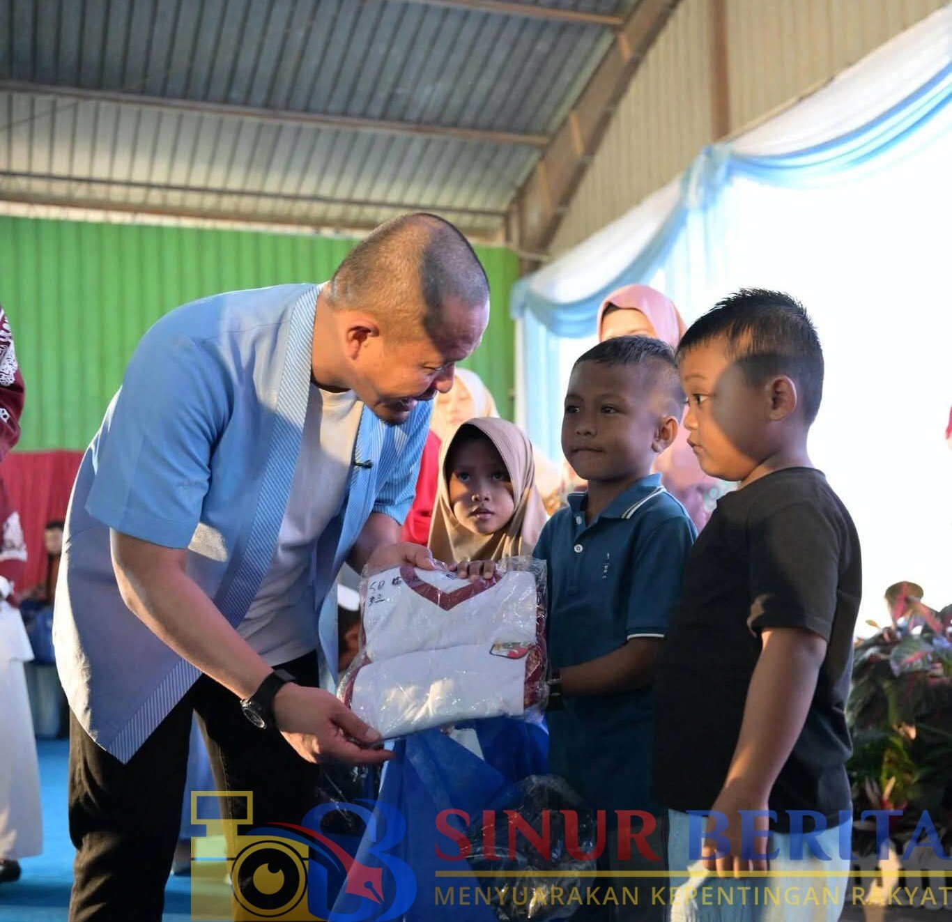 Wali Kota Agung Nugroho seragam sekolah gratis